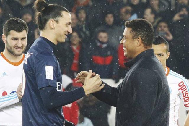 完美世界对战平台-罗纳尔多夸粉丝伊布：就算没伤病 我也踢不到40岁